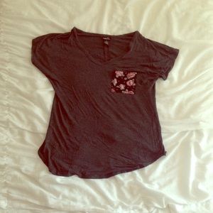 Rue 21 Floral Pocketed Tee